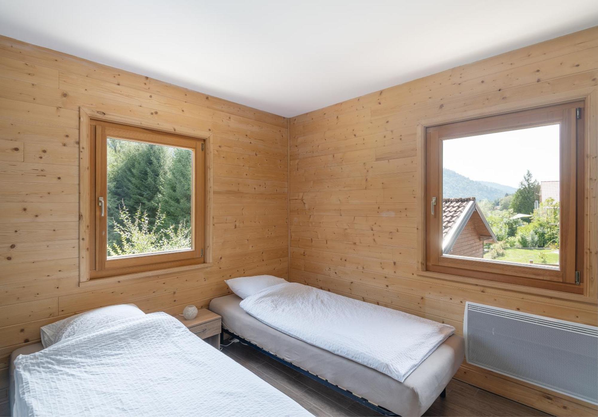 Du Bouchot & Jacuzzi Privatif Proximite Gerardmer & La Bresse Chalet *